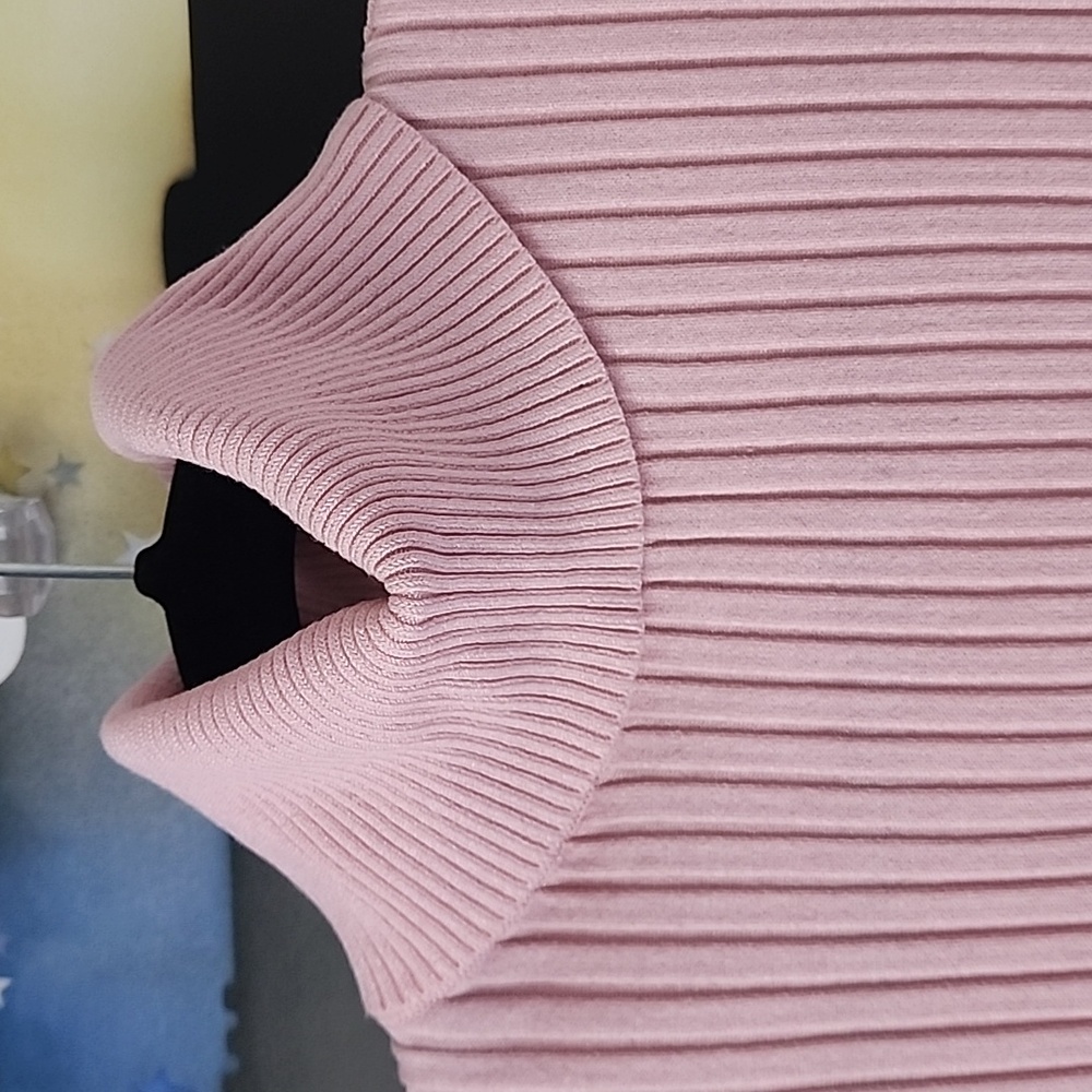 Pink Short Sleeve Turtleneck - Picture 2 of 7